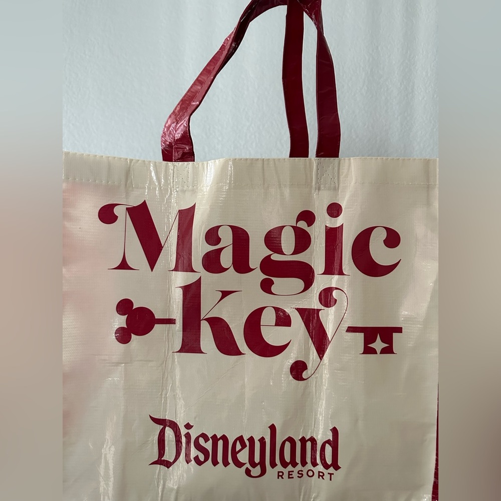 Disneyland Magic Key tote bag (reusable bag)